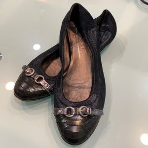 Gently used AGL flat 39.5